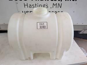 35 Gallon Horizontal Leg Tank With Fitting