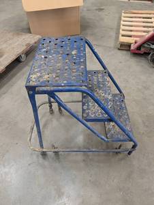 Blue Three-Step Rolling Work Platform