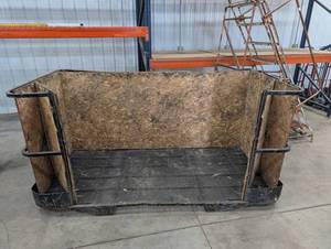 Large Man Basket With Fork Pockets
