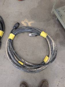 Southwire 6-3 & 8-1 SOOW Power Cable With Twist-Lock Ends