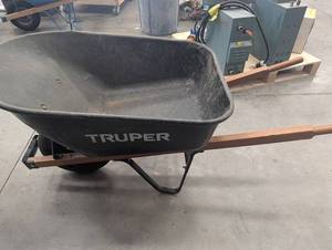 Truper Wheelbarrow