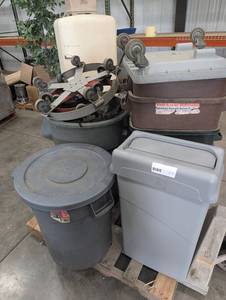 Commercial Refuse Bins on Casters (Lot of 4)