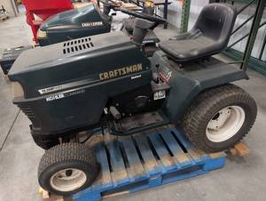Craftsman 18.5 HP Twin Kohler Command Riding Mower 46 Inch