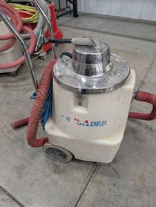 Crusader M1050-15 Commercial Extractor 115V 11.7A