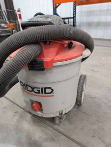 Ridgid 2-In-1 Wet Dry Vac 10 Gallon