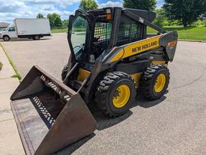 New Holland L180 Skid Steer Loader 1176.3 Hours