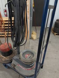 Advance Whirl-A-Matic 17 Floor Buffer