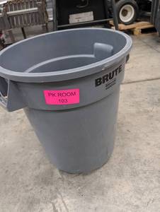 Rubbermaid Brute Trash Can