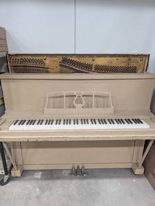 C. Kurtzmann & Co Upright Piano