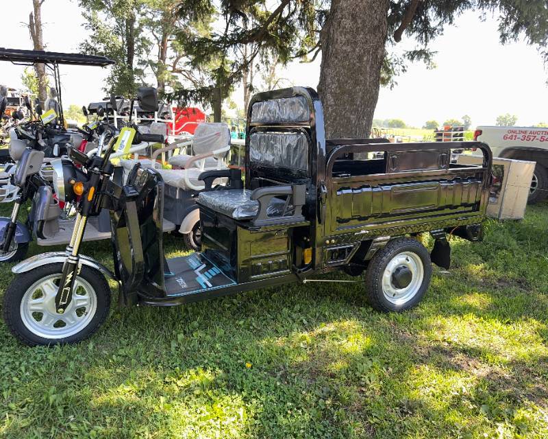 2026 SDLANCH Electric Tricycle (ET13) - Red - photos will be updated to show correct color