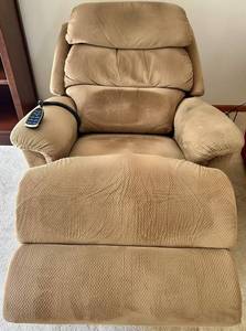 La-Z-Boy Power Recliner With Remote - Tan