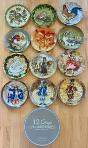 Pottery Barn 12 Days of Christmas Plate Set With Box (Lot of 12)