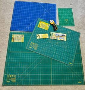 OLFA & Omnigrid Cutting Mats Rotary Cutter & Blade Accessories Mixed Lot