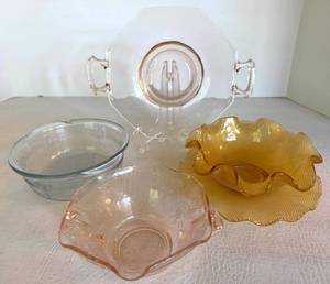 Vintage Mixed Lot of 4 Decorative Glass Bowls