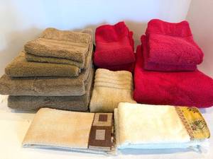 Ralph Lauren & Assorted Towels Mixed Lot