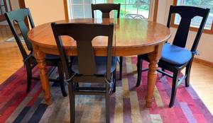 Pine Dining Table & 4 Chairs
