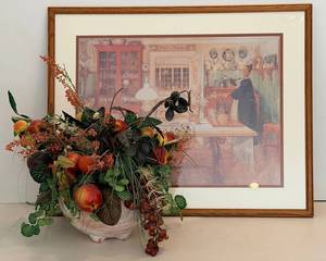 Floral Centerpiece & Framed Artwork