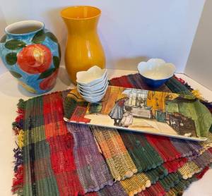 Pottery Barn Vase, Pier 1 Lotus Bowls, Tray & Placemats Mixed Lot