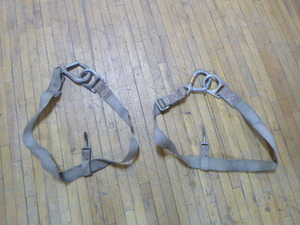 2 Safety Harnesses