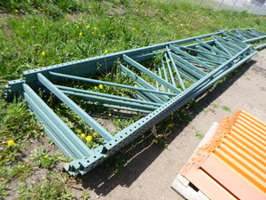 5 Pallet Racking 20 Uprights - Teardrop
