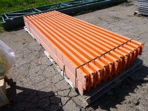 24 Pallet Racking 9 Beams - Teardrop