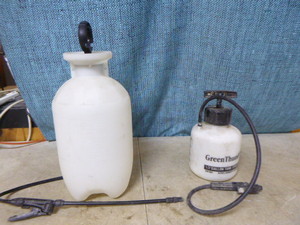 2 Sprayers