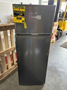 Farberware 7.3 Cubic Foot RefrigeratorFreezer