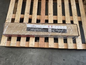 Mohawk Laminate Wood Flooring - Lakeridge Oak - 1 Box