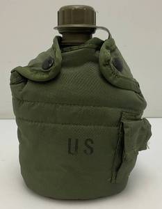 Vintage U.S. Marked Plastic Canteen With Pouch