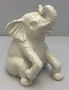 Vintage White Ceramic Elephant Planter 4 x 6 x 6 12