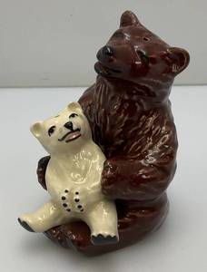 Vintage Collectible Ceramic Arts Sudio Brown Bear And Bear Cub Salt & Pepper Shakers Set 4 14