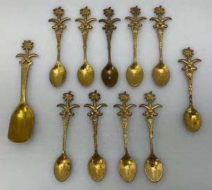 Set Of 11 Vintage Collectible Saudi Arabia Souvenir Gold Plated Miniature Spoons 4 14 15 14