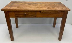 Vintage Primitive Solid Oakl 16 x 20 x 33 Kids Desk With Drawer And Pullout