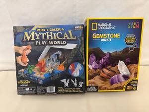 Mythical Play World & Gemstone Dig Kit