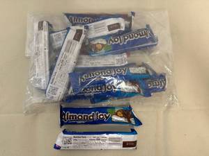 12x Almond Joy Candy Bars