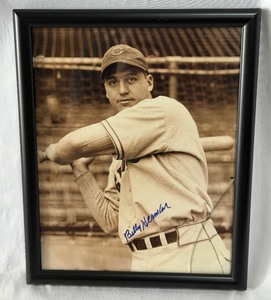 Billy Herman Autographed Baseball Photo Framed 8x10 (glass broken)