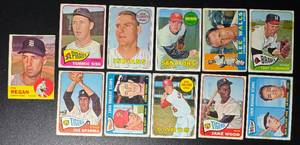 11-Card Vintage Baseball Card Lot