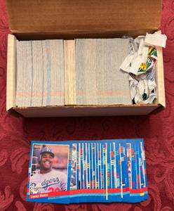 Bulk 1993 Topps Baseball Card Lot