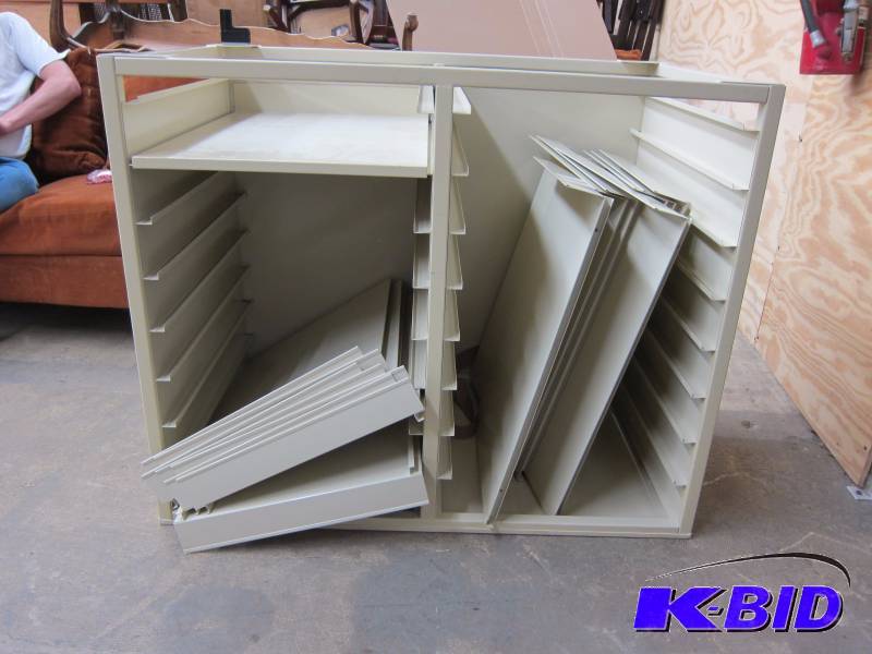 lot 23 image: Commercial Shelving