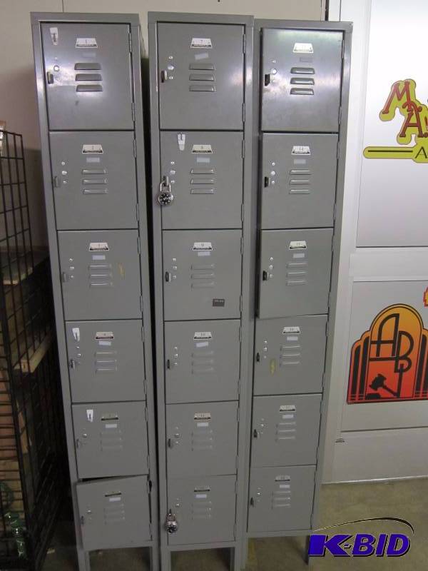 lot 37 image: Lockers