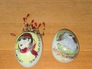 Lot of (2) Porcelain Egg Decorations