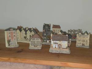 Lot of (11) UK Replica House Collectible Miniatures by Malcolm Cooper for John Hine Ltd