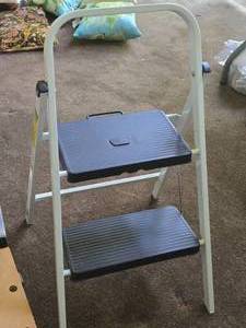 2-step Step Ladder