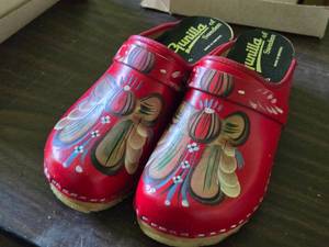 Lot of (1 Pair) Gunilla of Sweden Wooden Shoes  Clogs