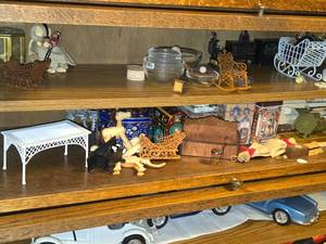 Lot of (2 Shelves) Dollhouse Miniatures