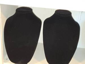 Lot of (2) 3D Velvet Necklace Display Busts 8 x 6 x 12