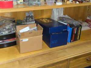 Lot of (1 Shelf) Dollhouse Miniatures