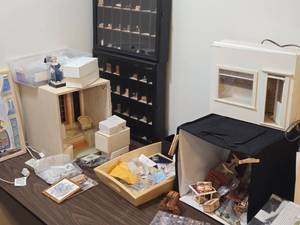Lot of (1 Section) Dollhouse Miniatures and Display Cabinets