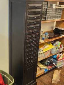 Multi-drawer Cabinet with Lower Cupboard