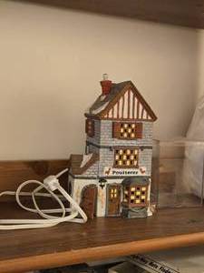 Department 56 Poulterer Lighted Ceramic House